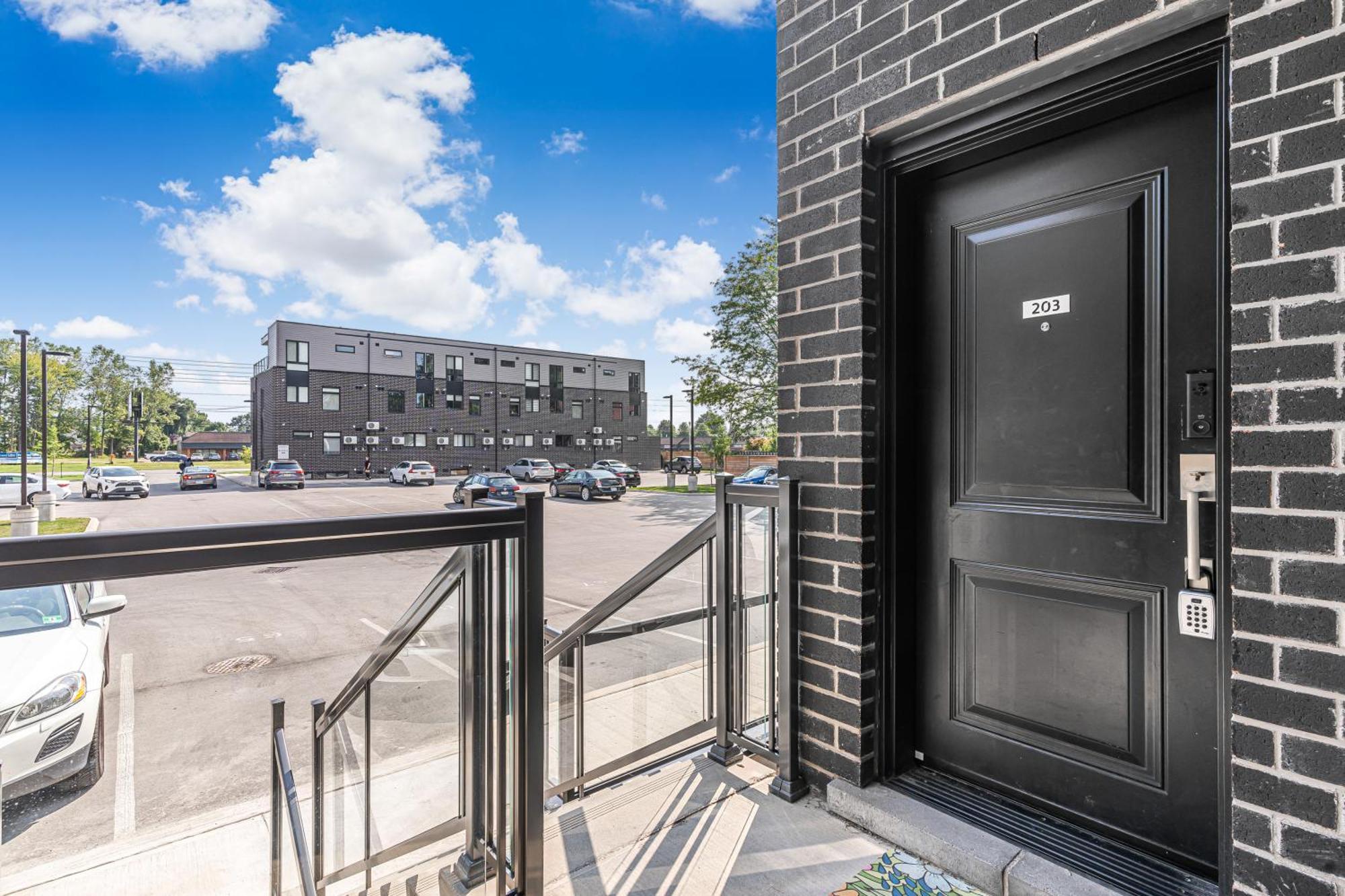 Vibrant 2br Gateway With Free Parking & 7 Mins To The Falls Apartment *
