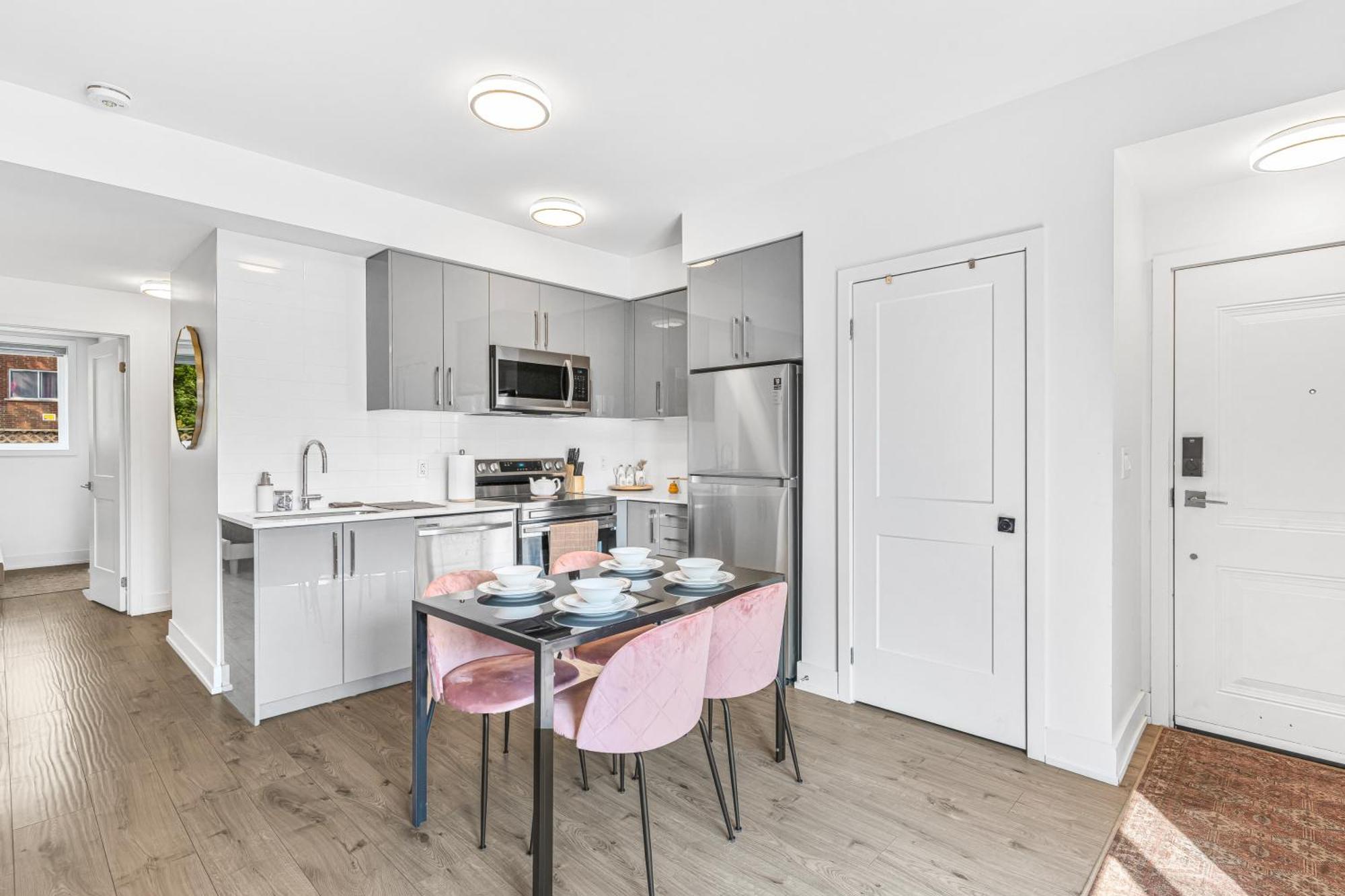 Vibrant 2br Gateway With Free Parking & 7 Mins To The Falls Apartment *