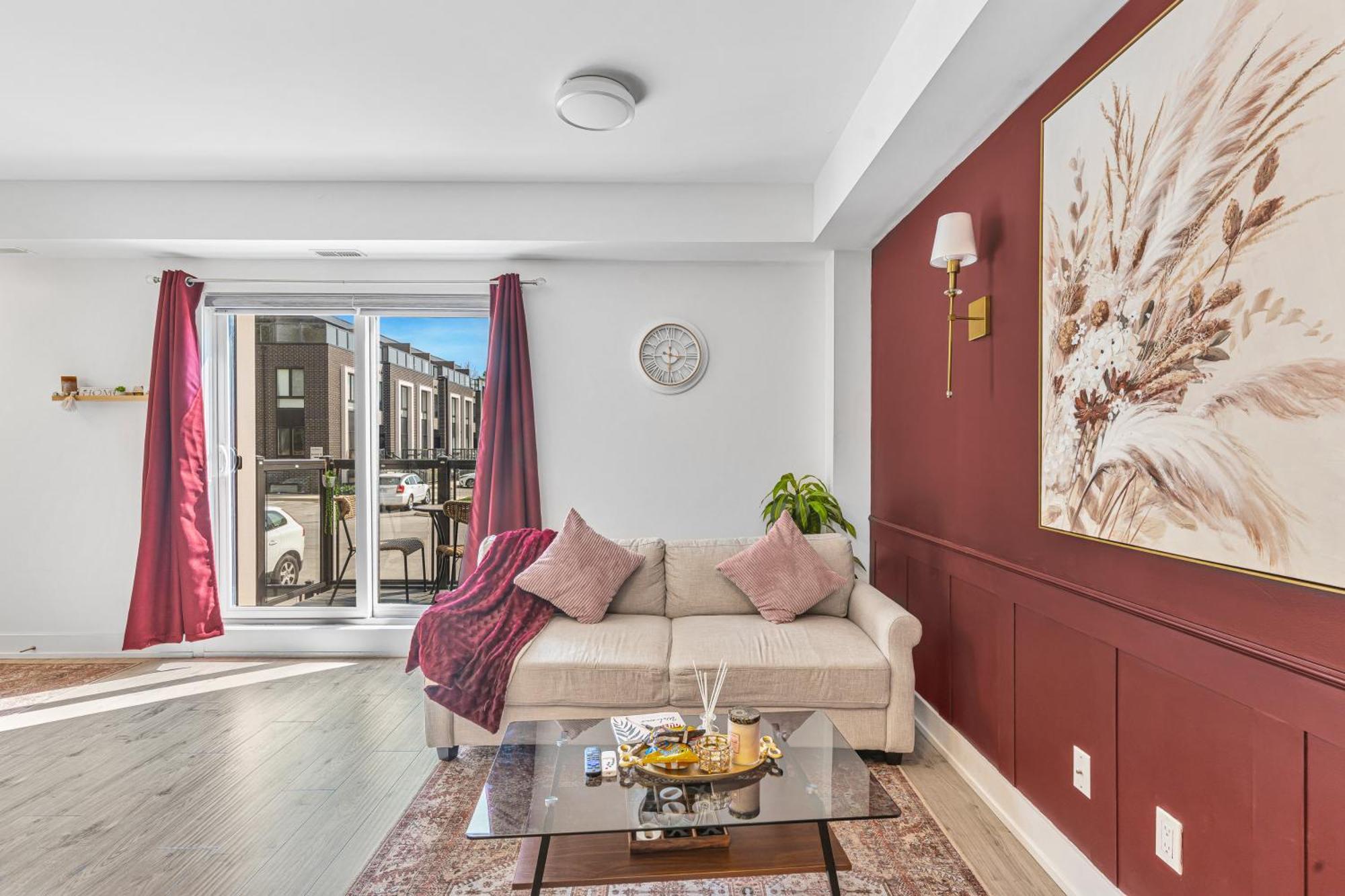 Vibrant 2br Gateway With Free Parking & 7 Mins To The Falls